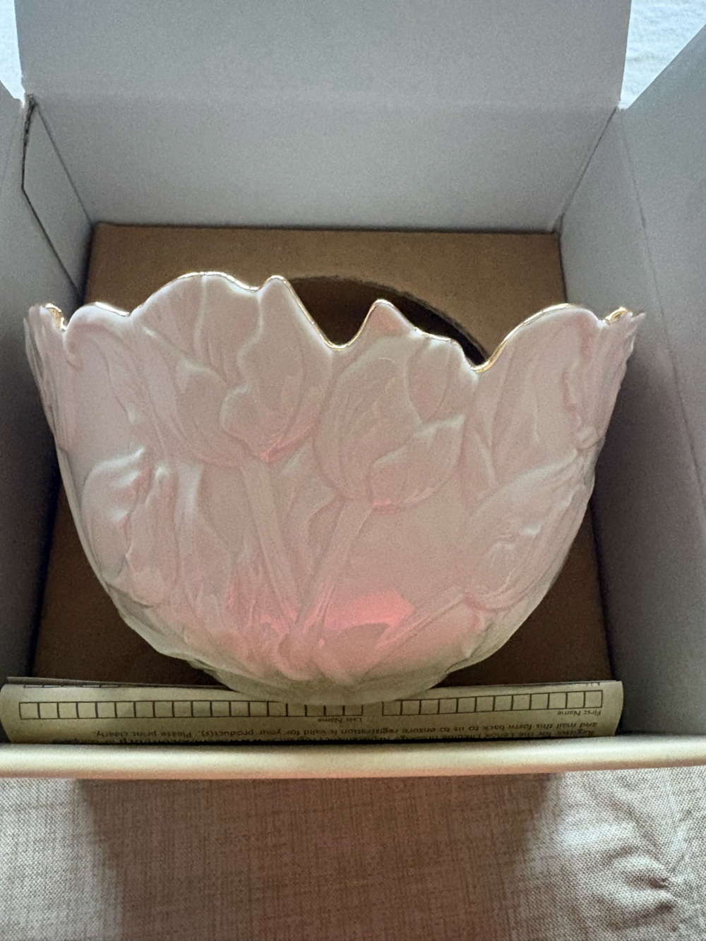 Lenox Ceramic Leaf-Relief Bowl with Gold Edge
